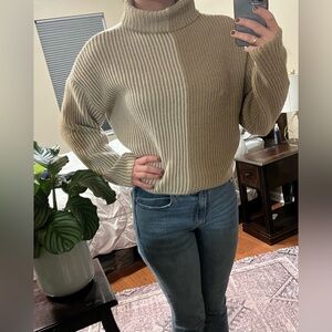 Two-Tone Ribbed Turtleneck Sweater - Beige & Cream, Medium